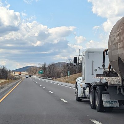 Warwick, RI – Five Injured After Tractor-Trailer Crash on I-95 N/Rte. 4
